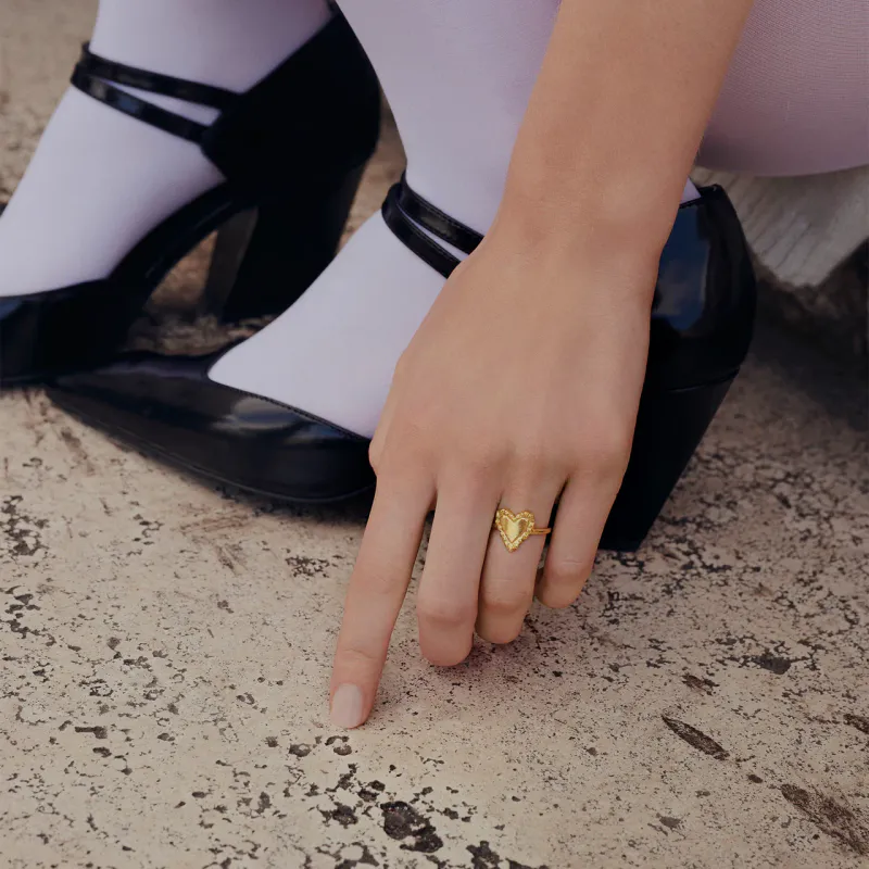 Maanesten Abra ring forgylt
