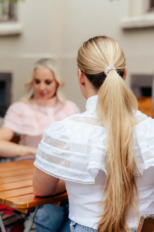 Janne Formoe Ulv i Fåreklær blusen hvit