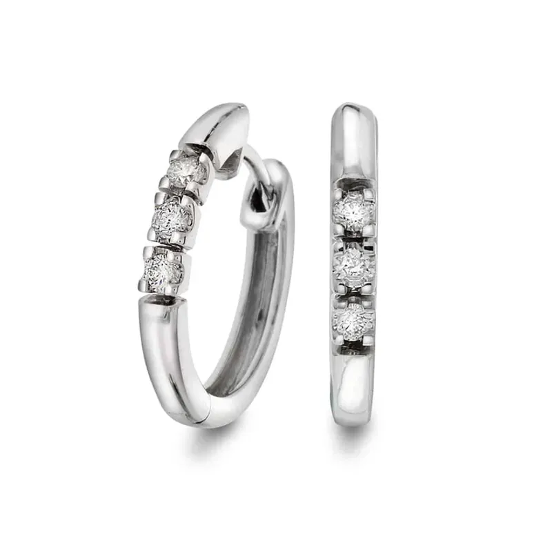 EBA Diamant øreringer med 3 diamanter i hver 0,18 ct
